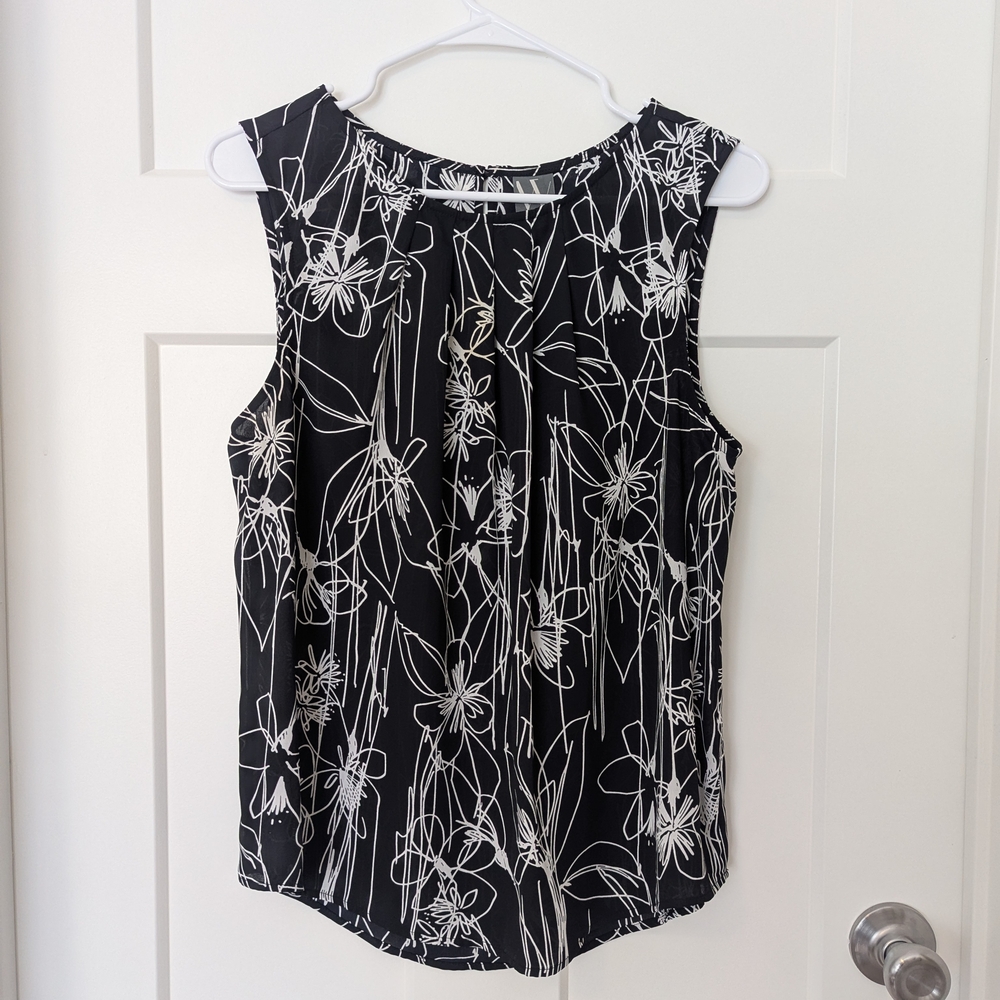 Worthington Black and White Sleeveless Graphic Blouse Size L